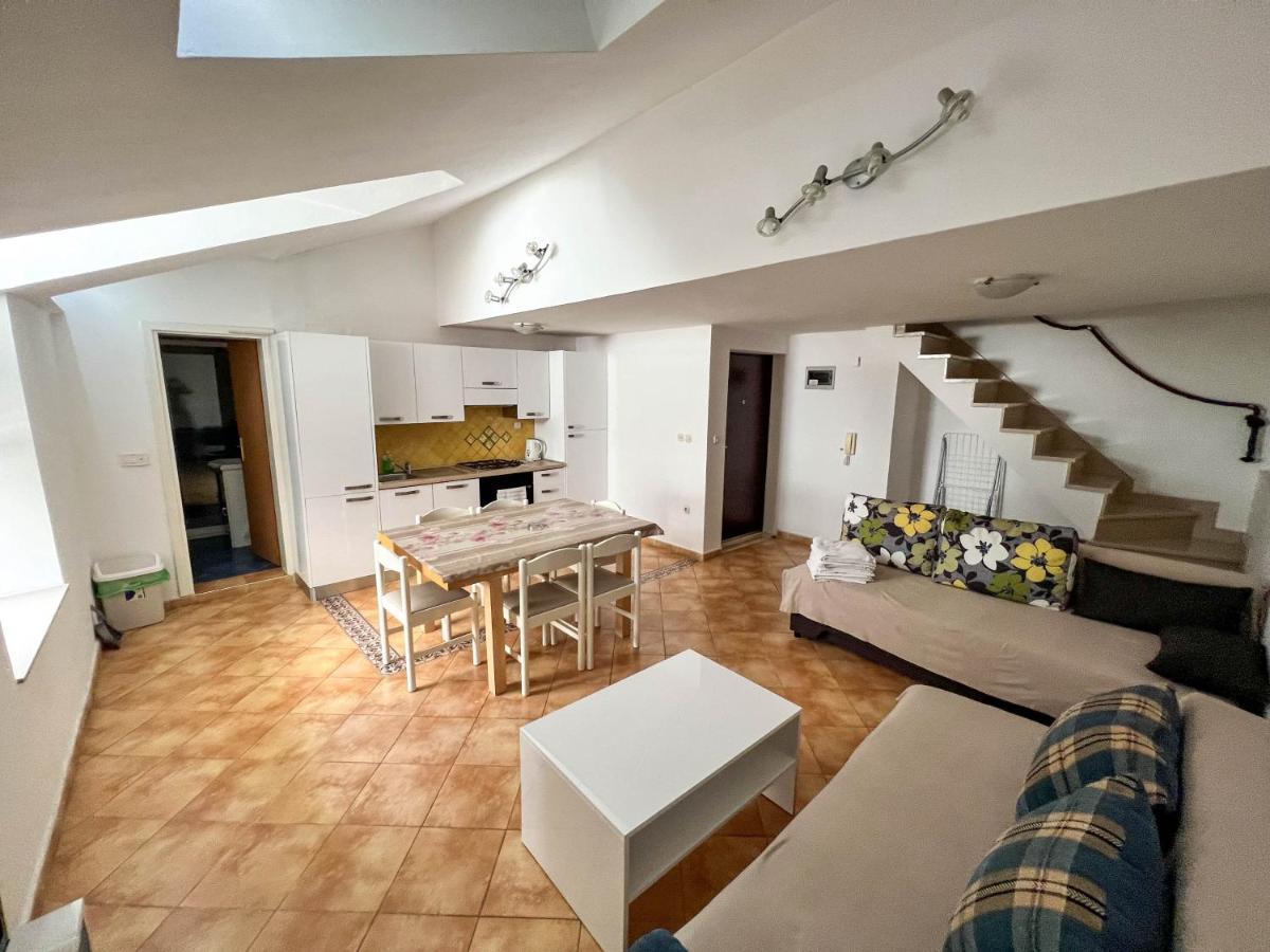 פולה Apartments Arena מראה חיצוני תמונה