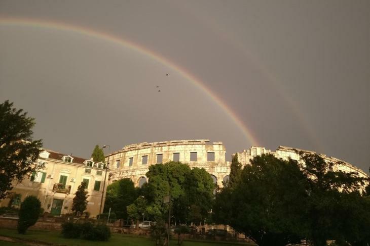 פולה Apartments Arena מראה חיצוני תמונה